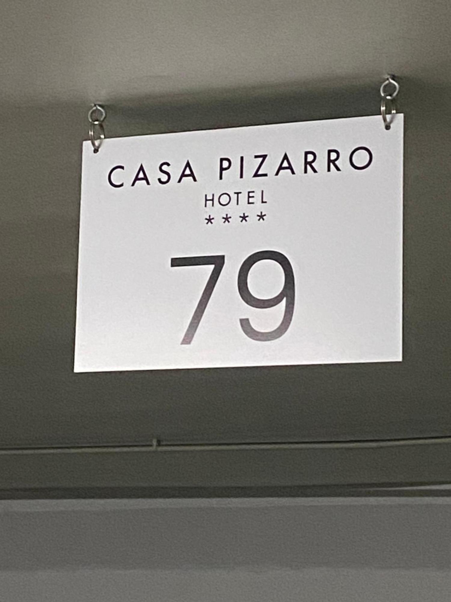 Casa Pizarro Hotel Касерес Экстерьер фото